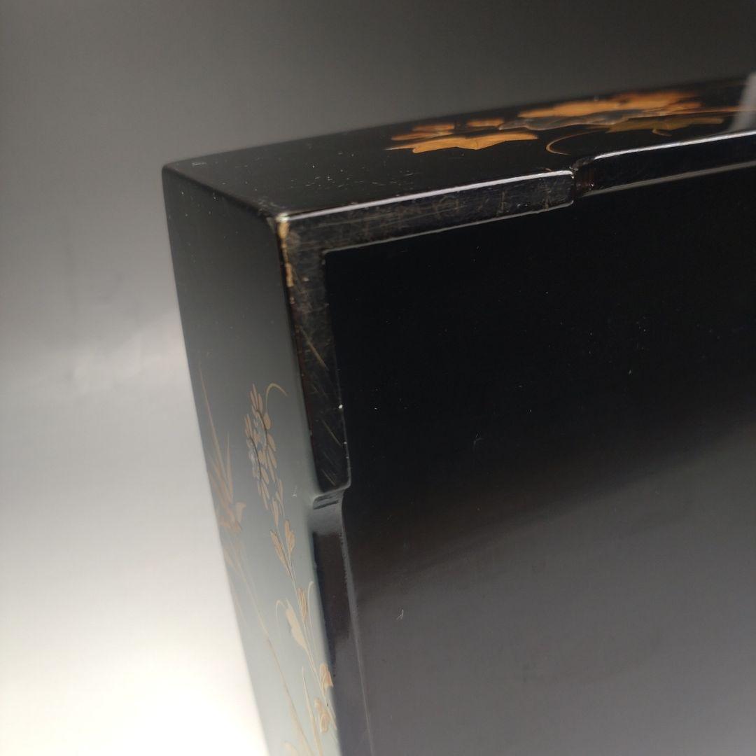 イ101 莨盆『蜻蛉螺鈿金蒔絵　煙草盆』『漆塗　茶道具』トンボ