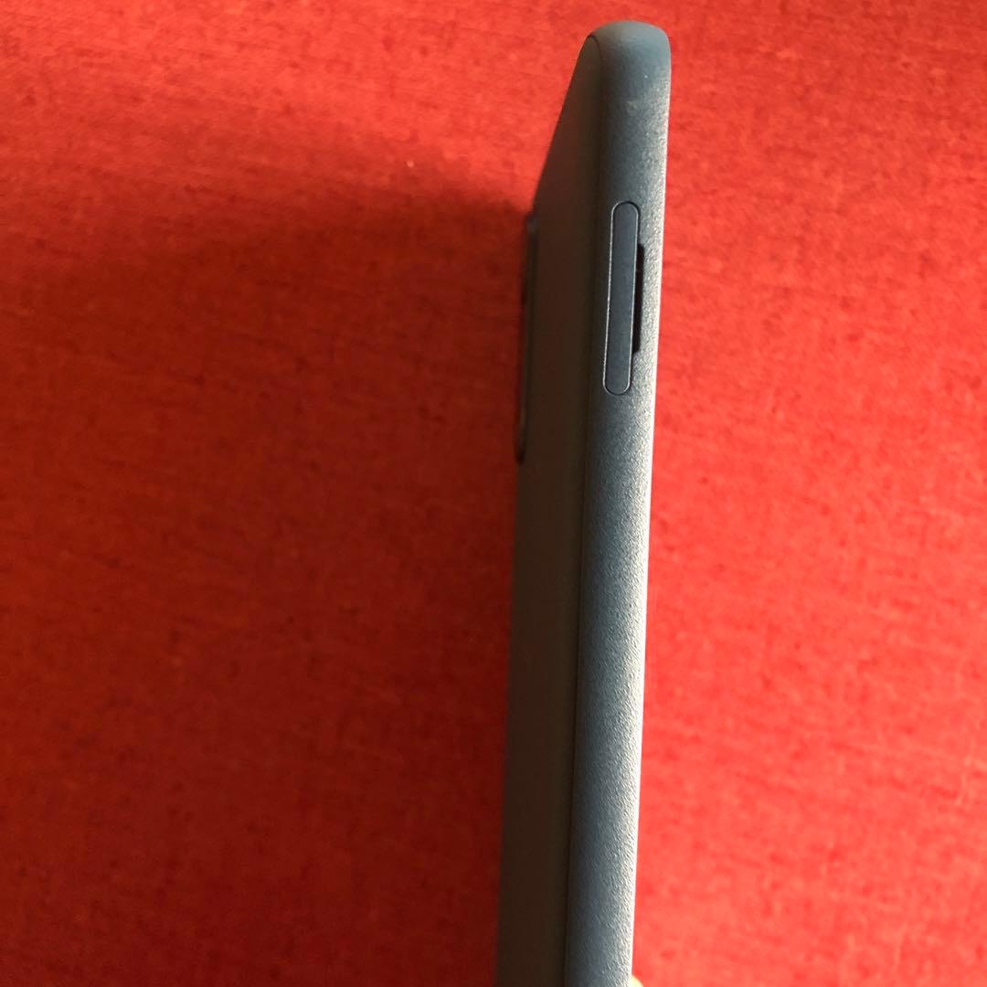 arrows スマートフォン グレー デュアルカメラ