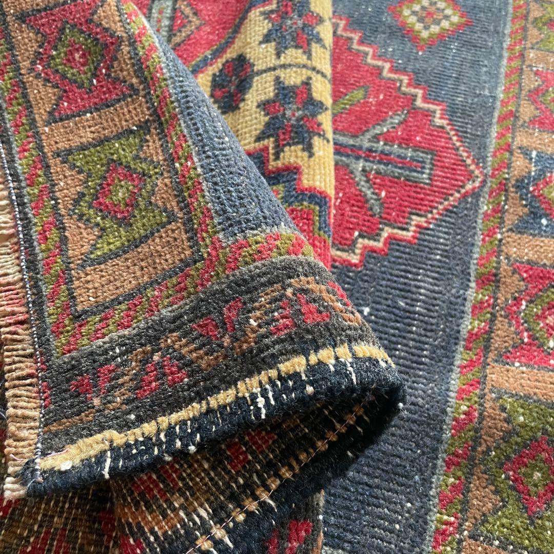 85×58㎝◇トルコヴィンテージラグ　レッド　ブルー　幾何学模様613