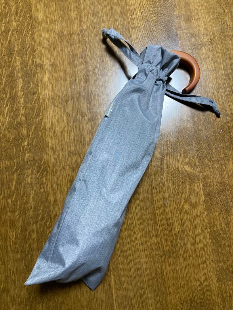 ２段折 / フリルフロスト(グレー, 木曲がり手元)