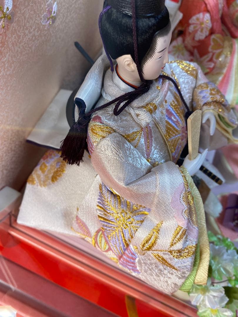 雛人形　桜型アクリルケース入り親王飾り・間口約４６×奥行約２５×高さ約４１㎝