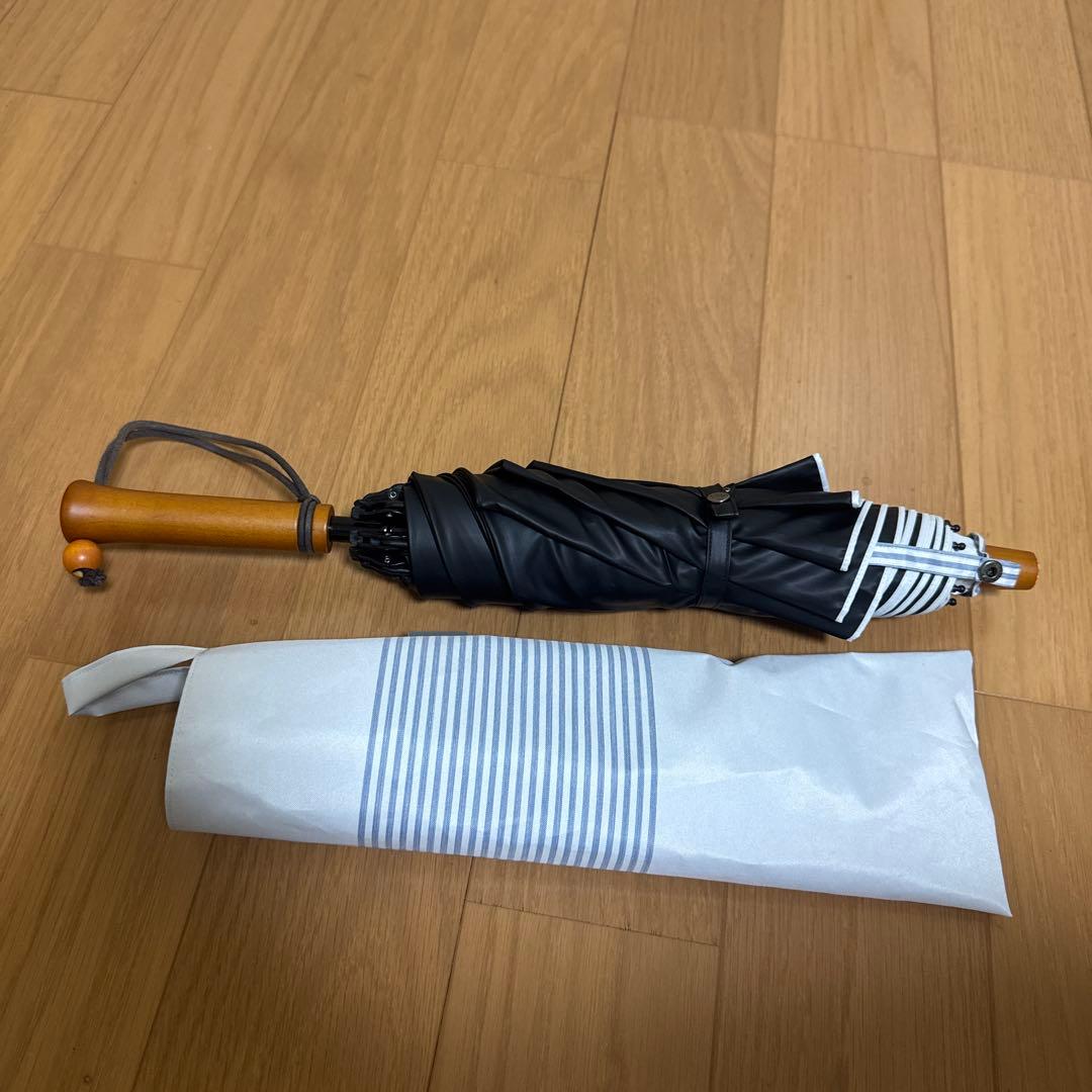 サンバリア100 折りたたみ日傘 2段折り ボーダーブルー