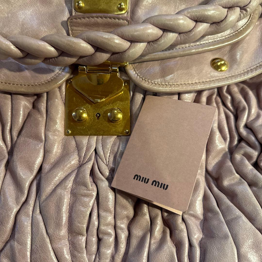 専用品MIUMIU マテラッセ　プリーツデザイン ピンク ハンドバック