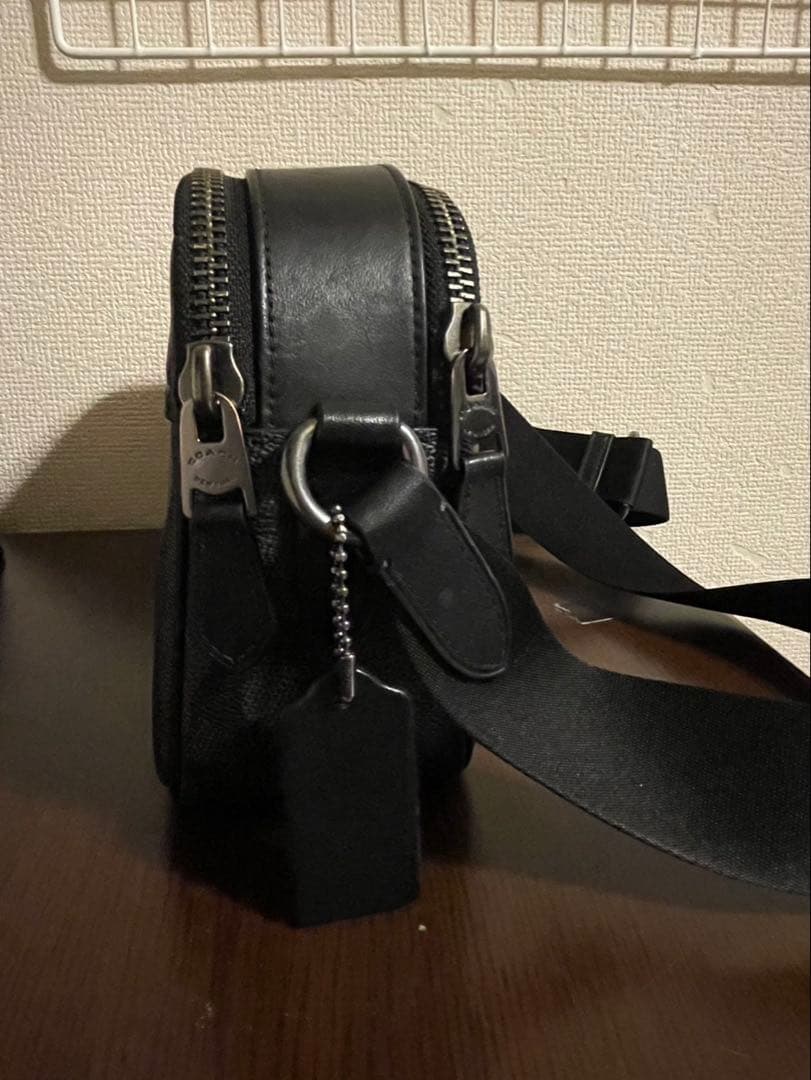Coach ブラックショルダーバッグ