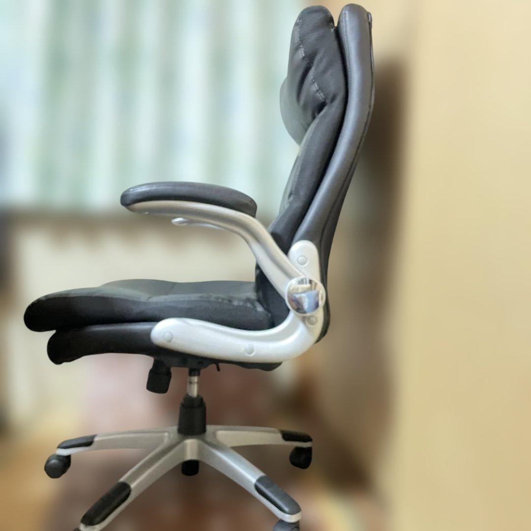 ニトリワークチエアクラウズ　PCV BK