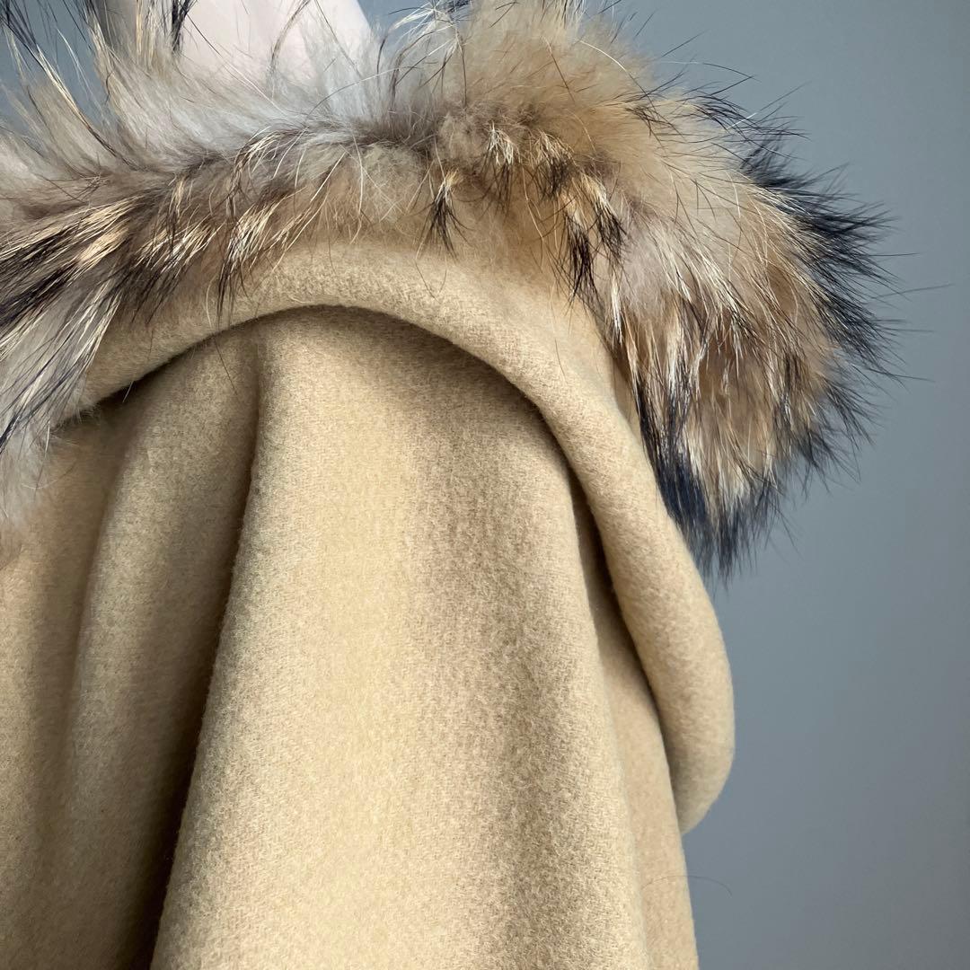 GRACE CONTINENTAL リバーシブル ケープ　ファーストール