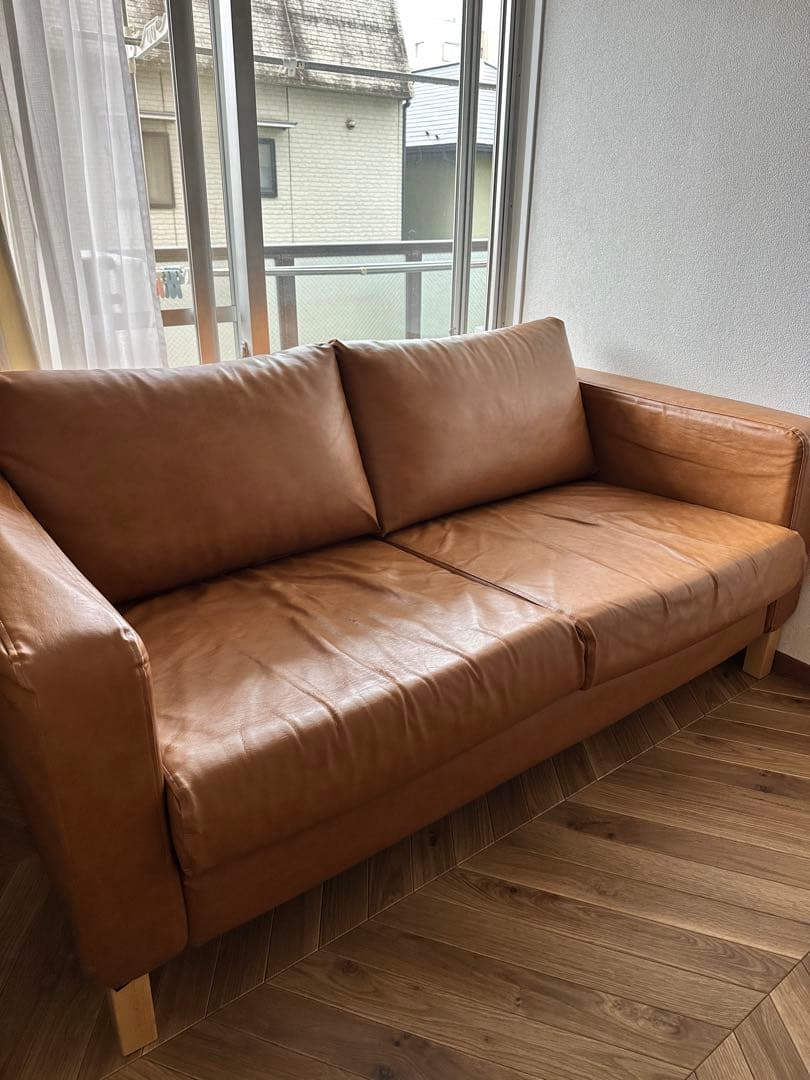 ブラウンレザー2人掛けソファ