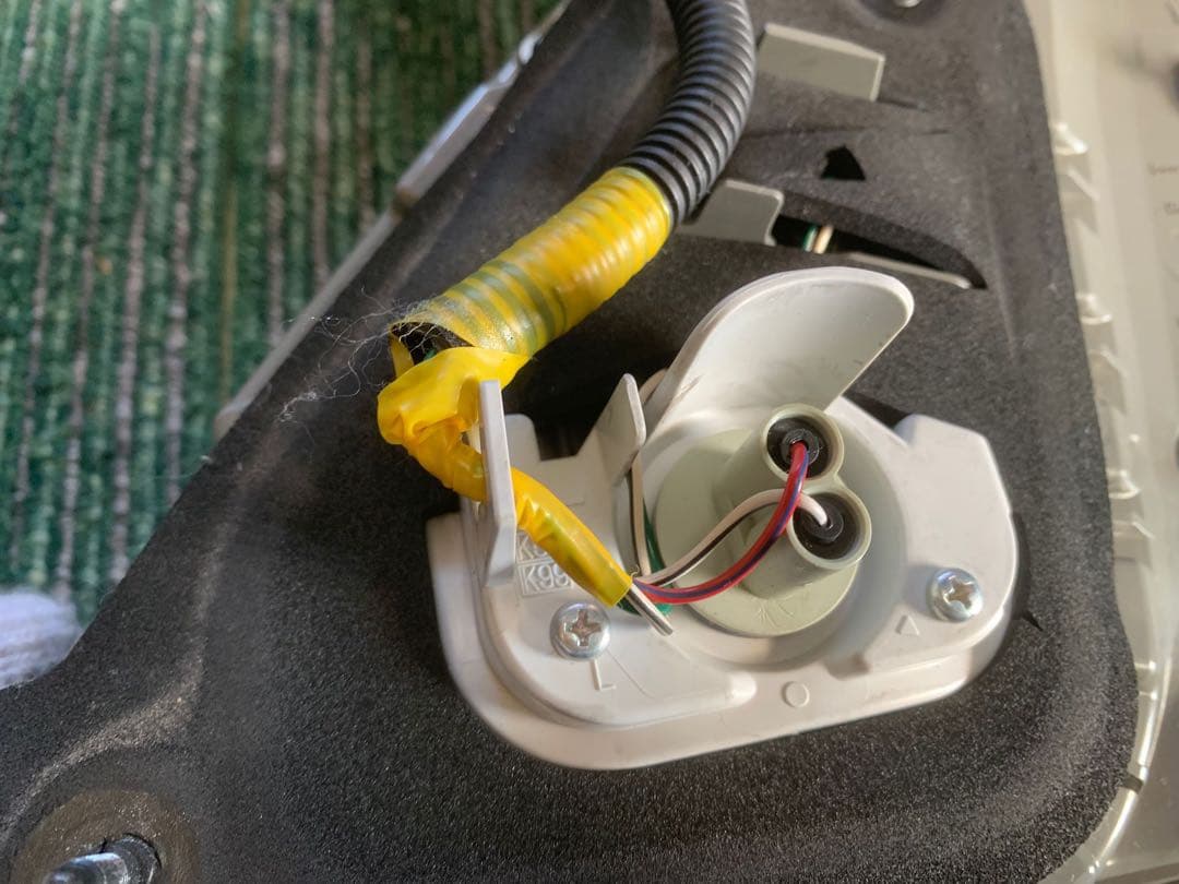 トヨタ クラウン ハイブリッド（DAA‑GWS204） テールランプ 左右 /