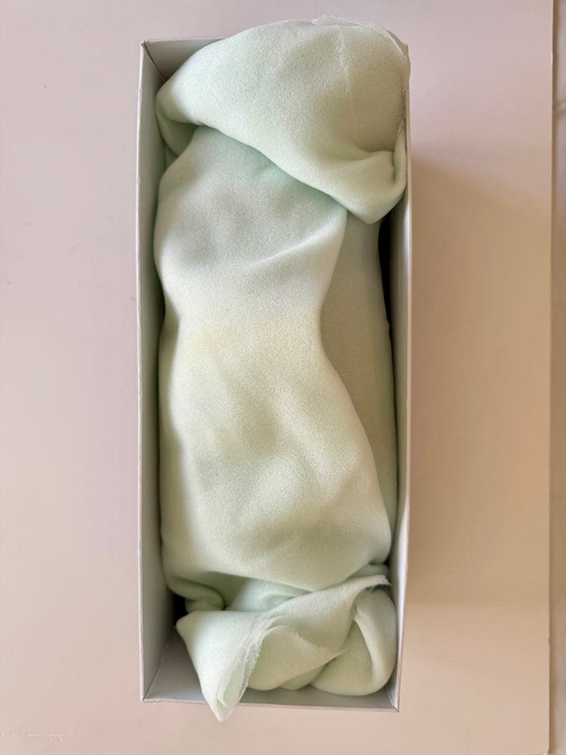 【新品】Minh Long I 蓮の花柄 陶磁器花瓶 ベトナム製 限定品ミンロン