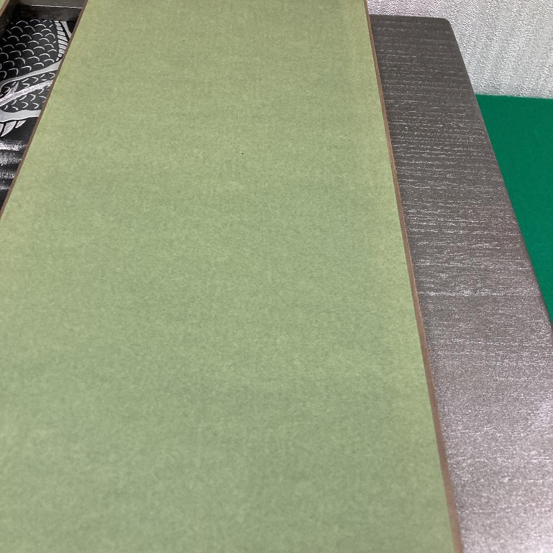 E2 高級桐　銀塗り台巾60㎝位　五月人形台屏風　5月兜台　5月屏風　鎧兜飾り