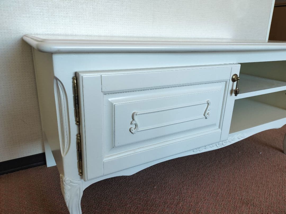 ホワイトアンティーク　テレビボード エレガント