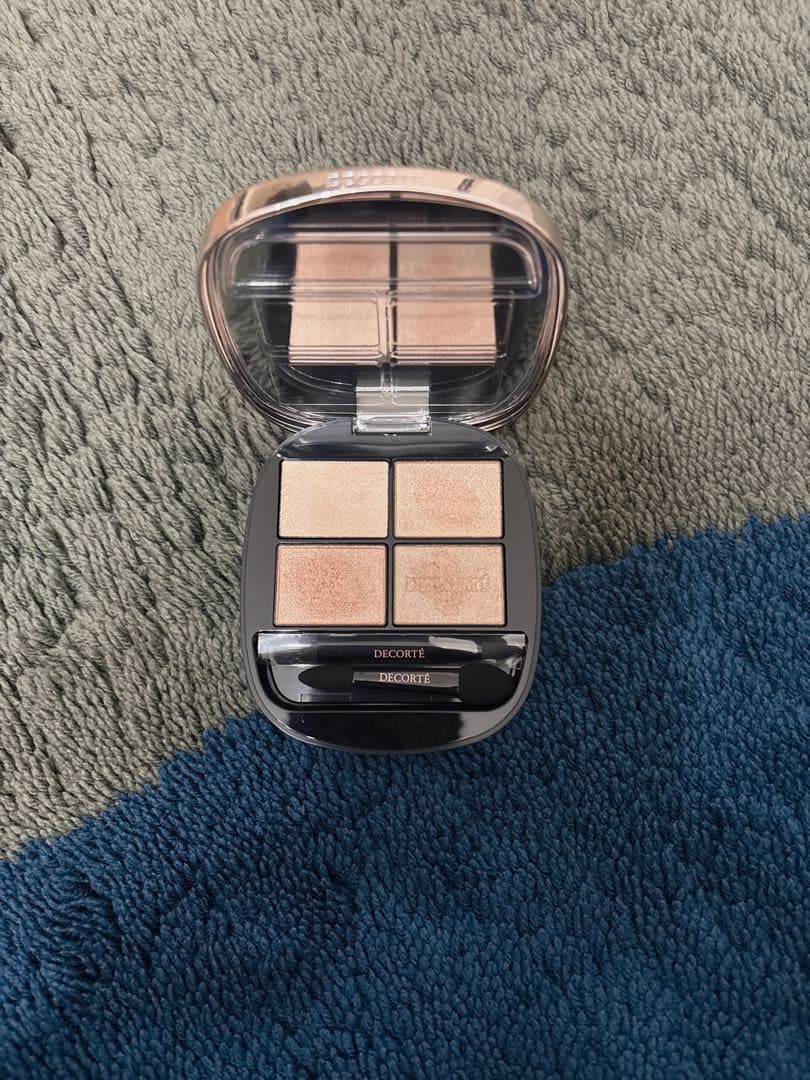 コスメデコルテ スキンシャドウ デザイニング パレット / 09