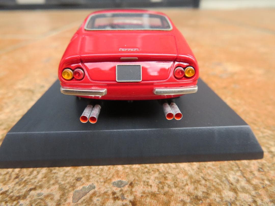 BBR社製　フェラーリ365　GTB4　デイトナ