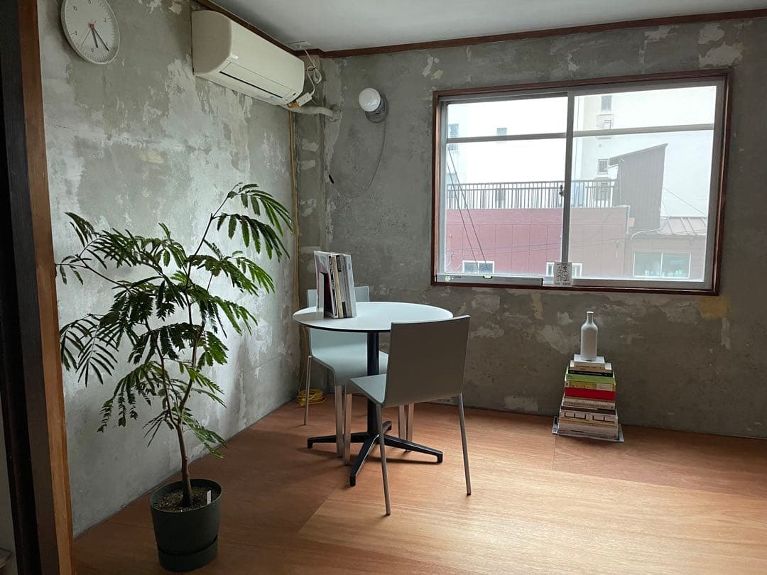 ビストロ テーブル ラウンド Vitra ヴィトラ