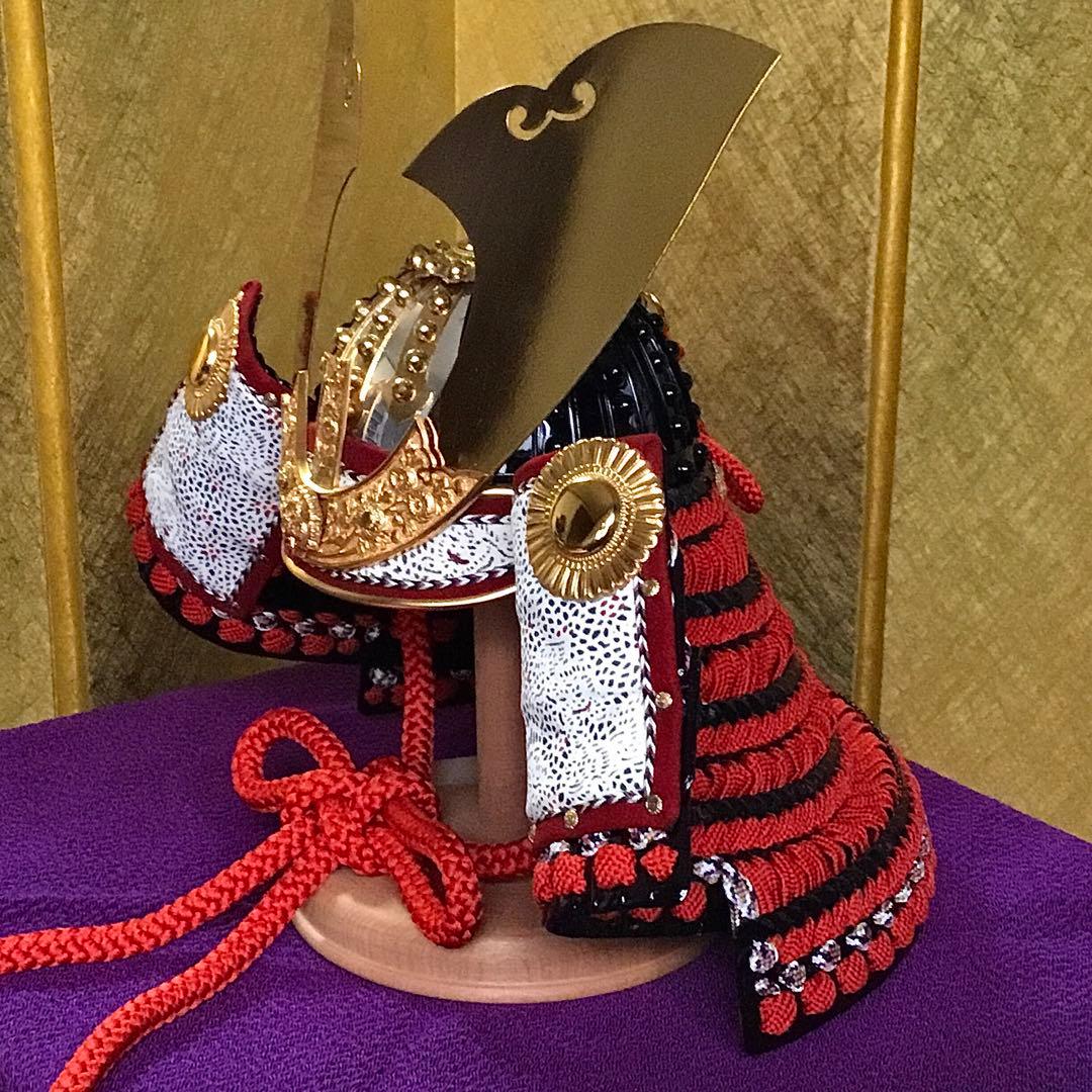 兜飾り◆加藤一冑◆伝統工芸 コンパクト五月飾り 鎧 五月節句 甲冑 兜