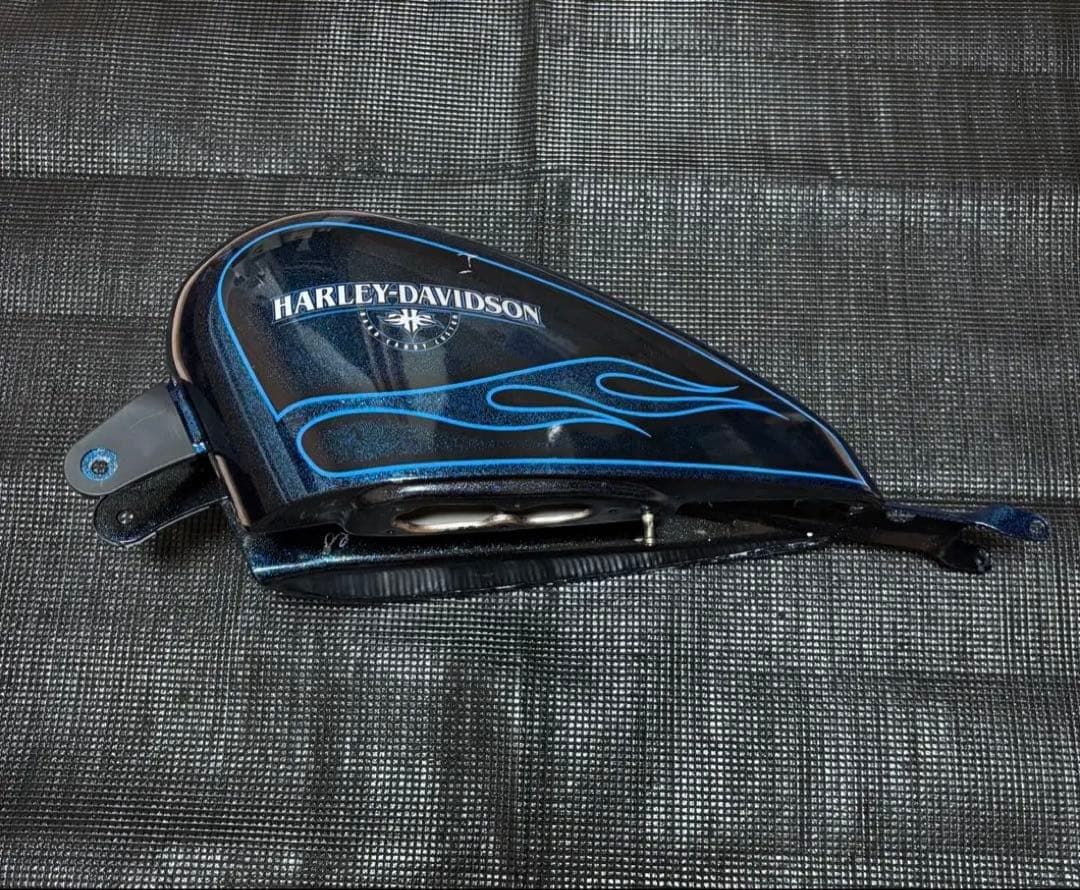 （超希少）ハーレー スポーツスター 純正限定タンク FI車 XL1200