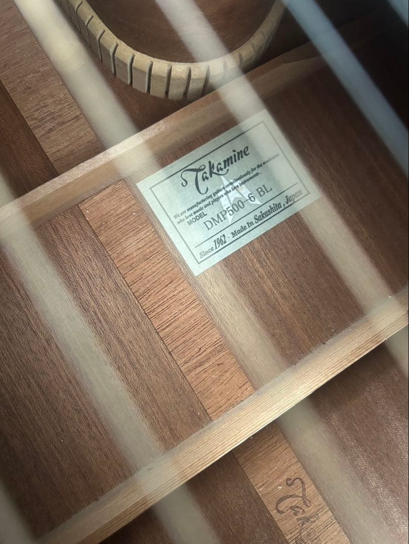 TAKAMINE製アコースティックギター（DMP500-6BL）長渕剛モデル