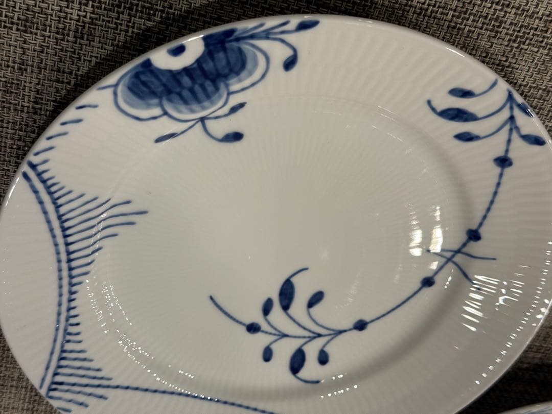 ロイヤルコペンハーゲン ブルーフルーテッド メガ プレート 22cm 2枚