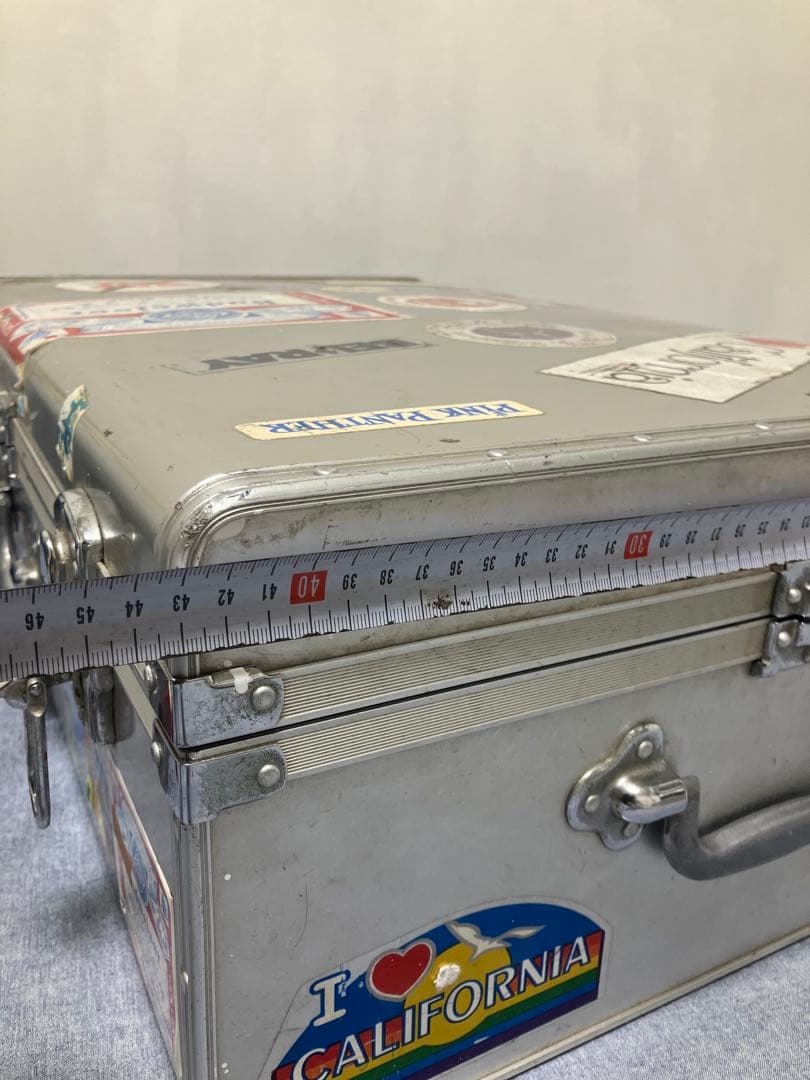 サ*リ様 ジュラルミン製スーツケース　アルミ合金　レア　ビンテージ