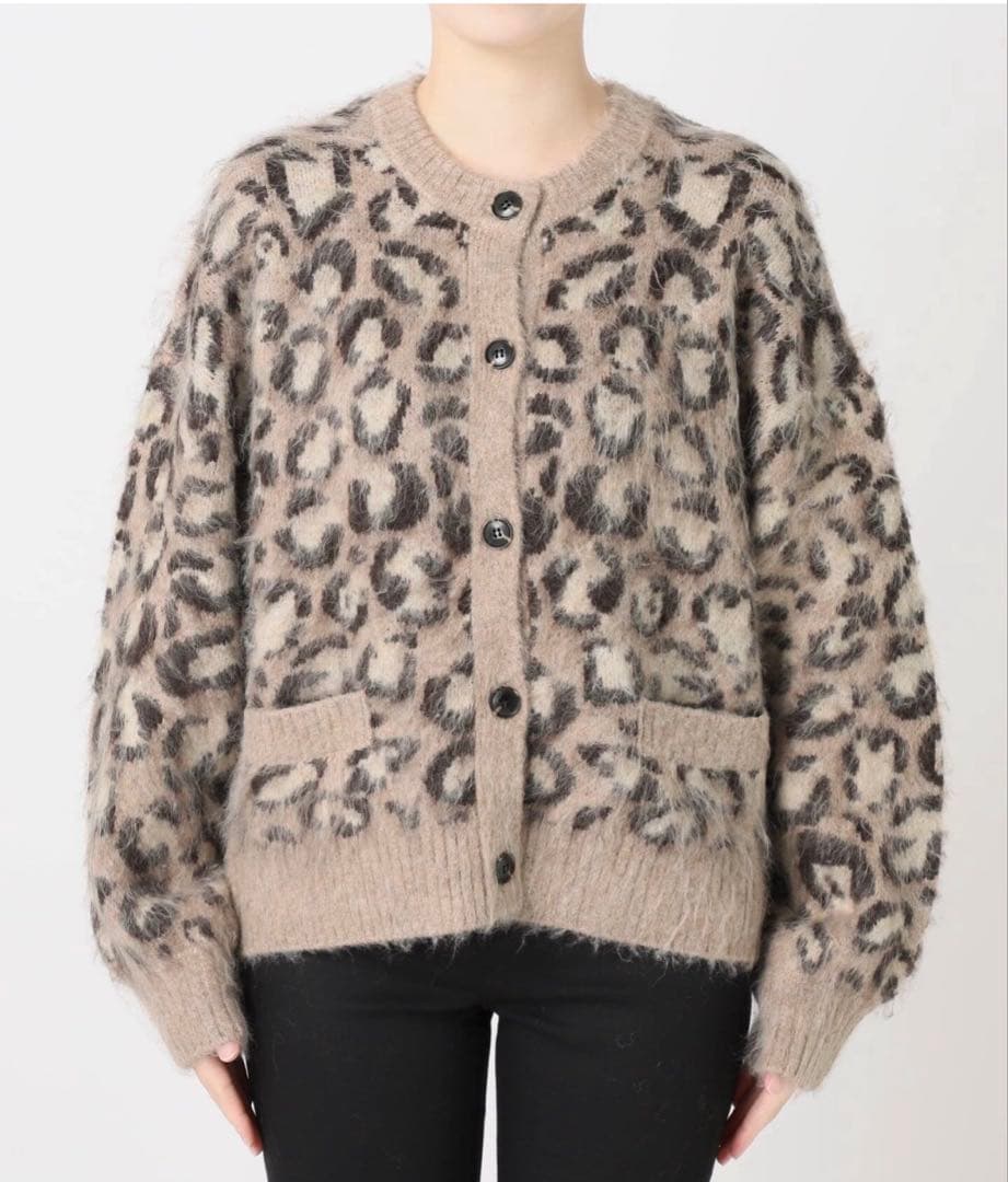 新品　完売品　ジャーナルスタンダード　シャギーニット　カーディガン　レオパード