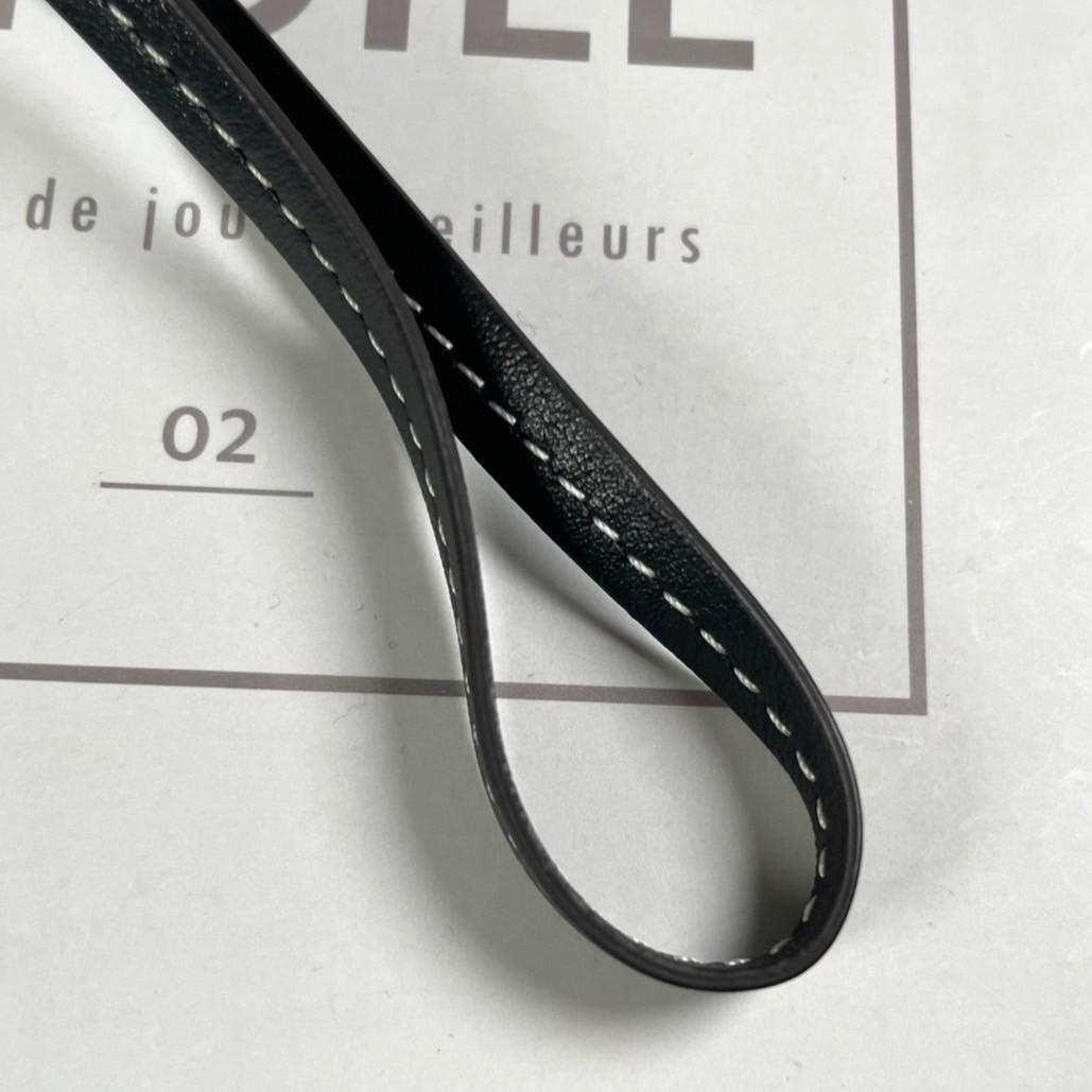 未使用級✨ボナベンチュラ ペンギンチャーム 箱付き アニマル