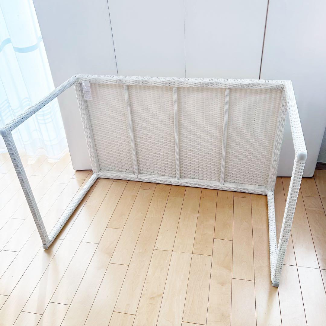 タカショー　ホワイトラタン調　人工ラタン　ガーデンテーブル　未使用品　タグ付き