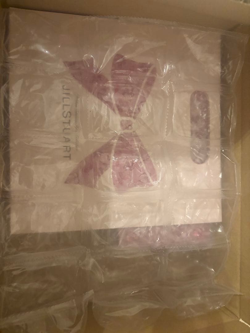 新品未開封　ジルスチュアートコフレ2025