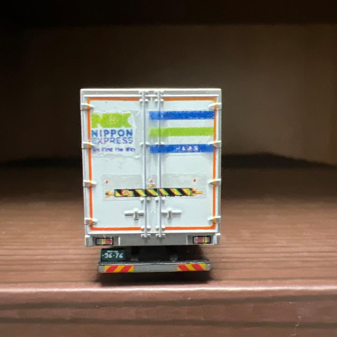 トラックコレクション　いすゞギガ　日本通運　NXカラー　低床4軸ウイングバン