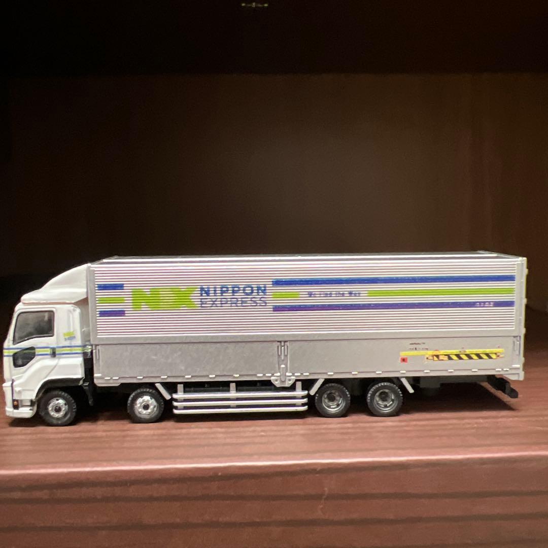 トラックコレクション　いすゞギガ　日本通運　NXカラー　低床4軸ウイングバン