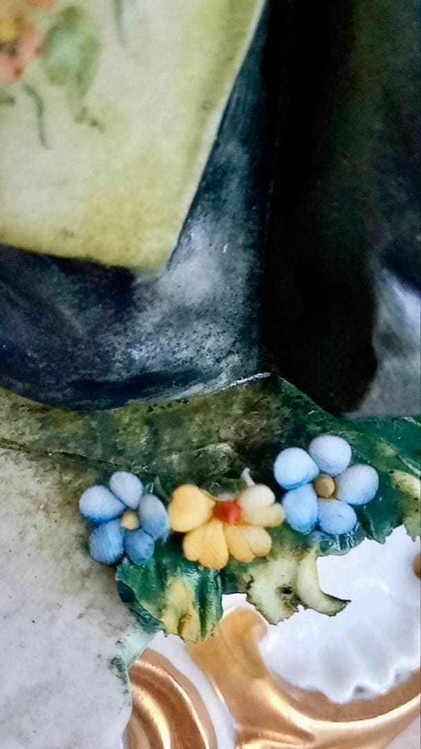 イタリア　カポディモンテ　陶器人形　フィギュリン　オブジェ　ぬいぐるみ　ドール