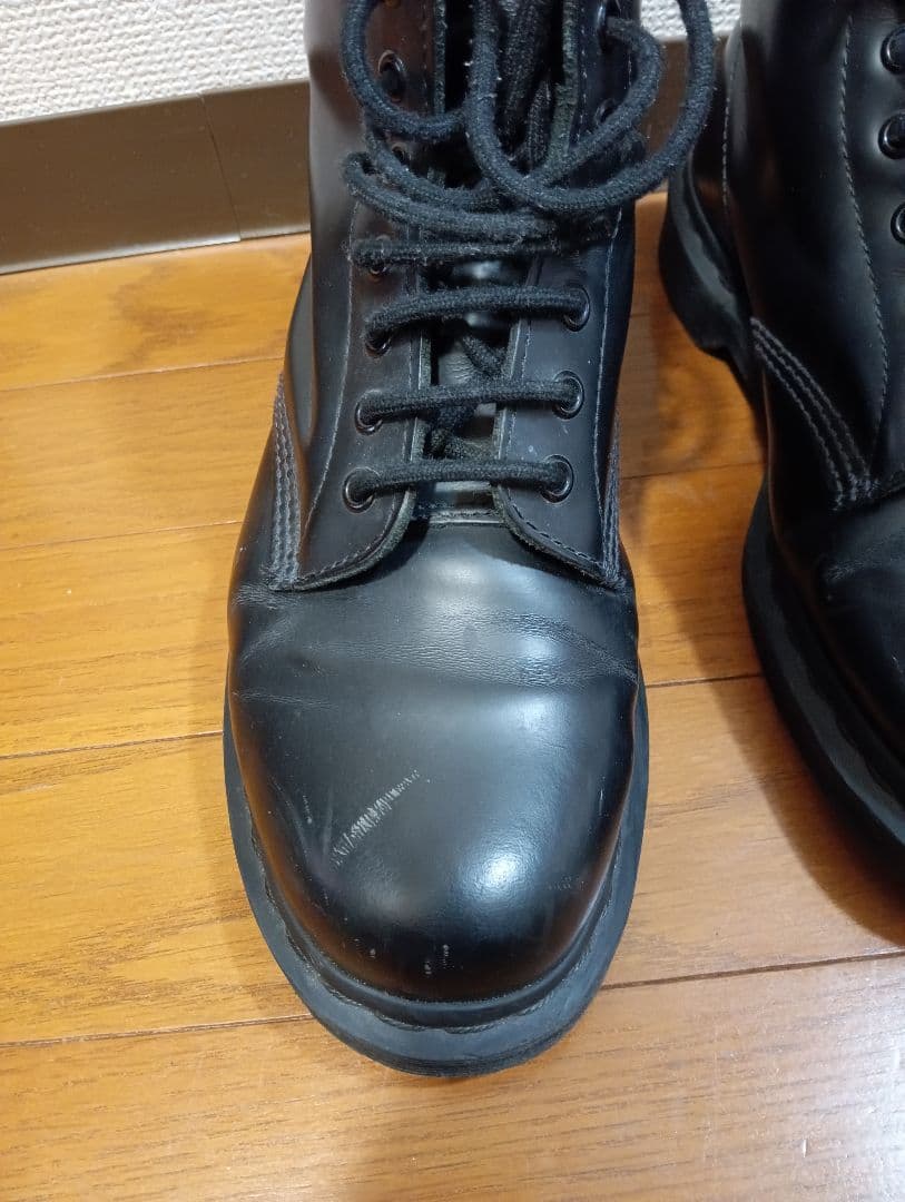 Dr.Martens 黒 8ホール ブーツ（UK9）