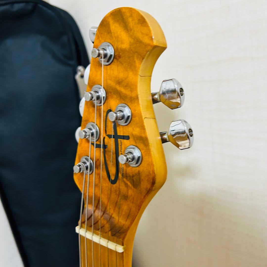 美品✨MUSICMAN olp AXIS MM-1 トレモロアーム付 キルト