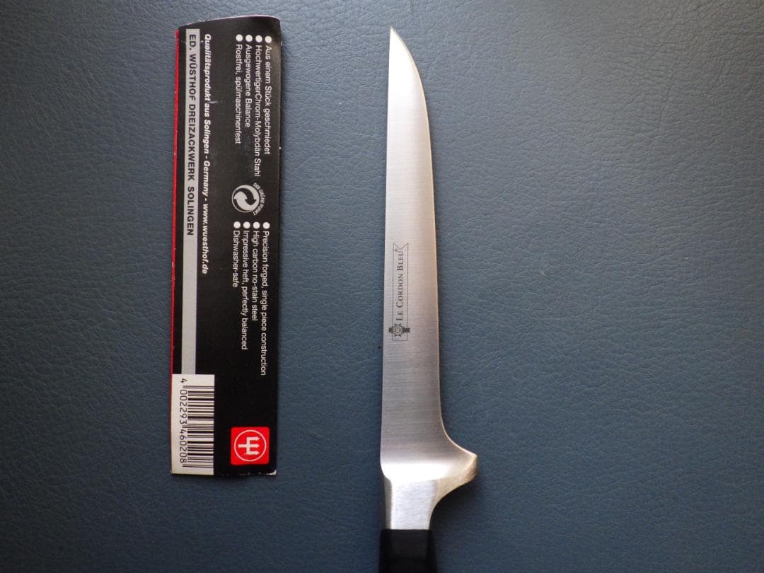 ヴォストフ・クラシック 4602/14cm骨スキナイフ包丁ゾーリンゲン鋼