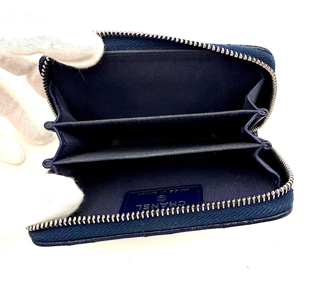 シャネル クラシック ジップ パースキャビアスキン ネイビー