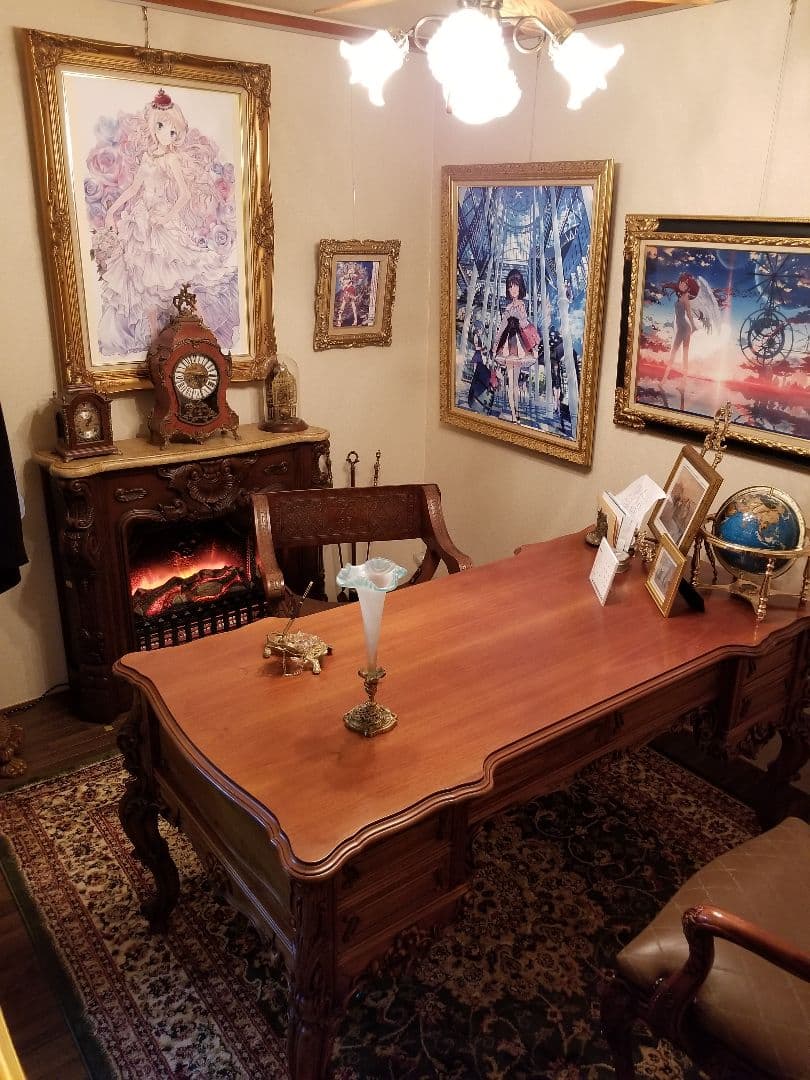 チリチリ 机 サイドテーブル デスク マントルピース 暖炉 映画