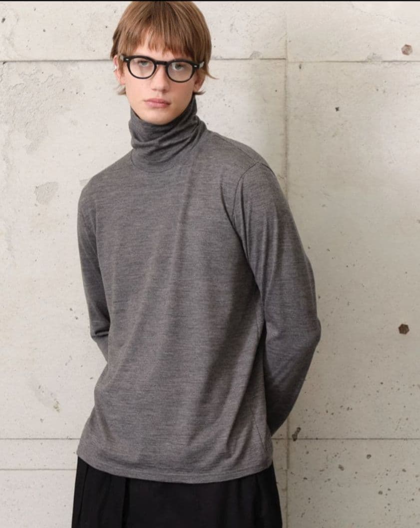 ト*ん様 MBハイエンド尾州ウールニットタートルネックカットソー グレー M