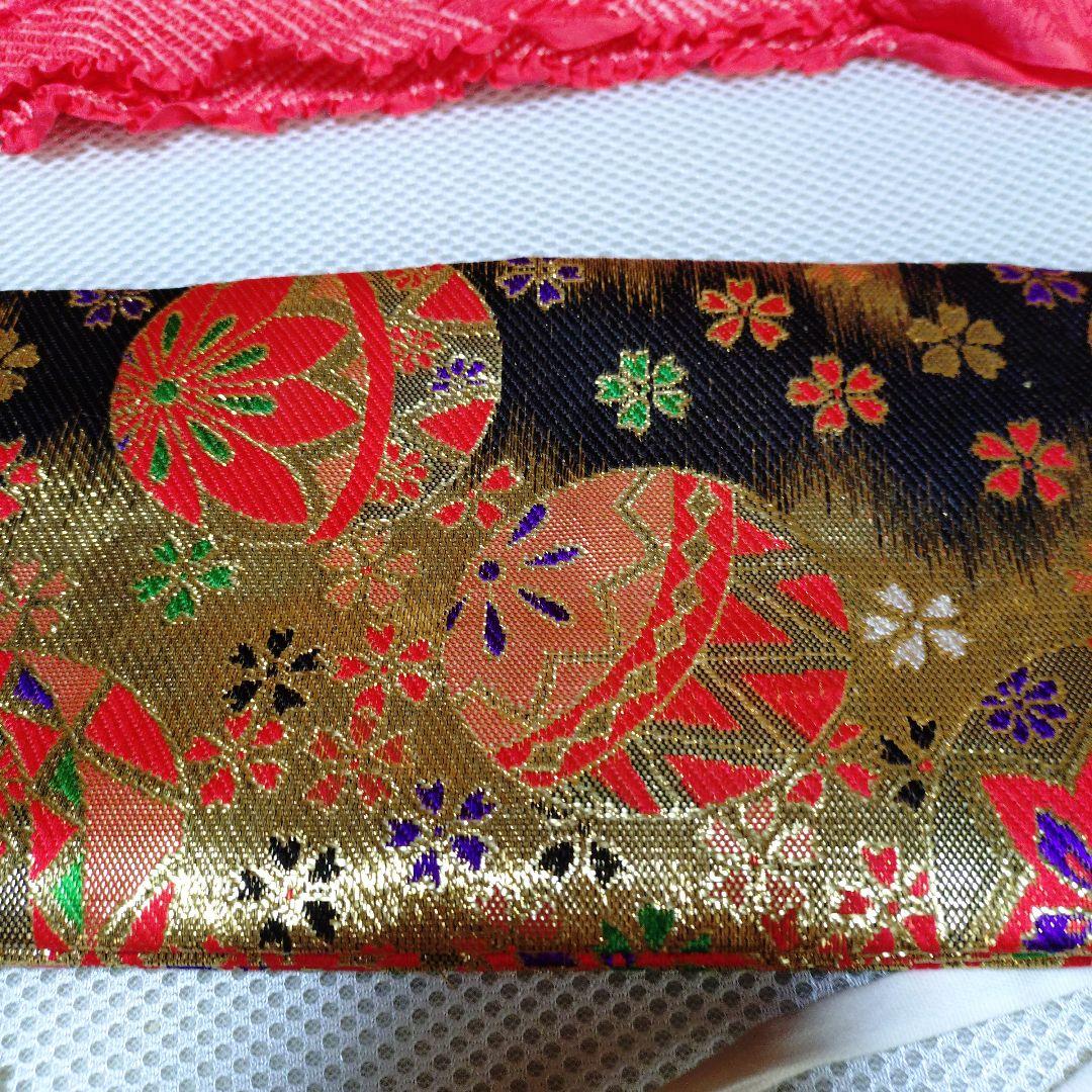 七五三用 赤と黒の華やかな衣装