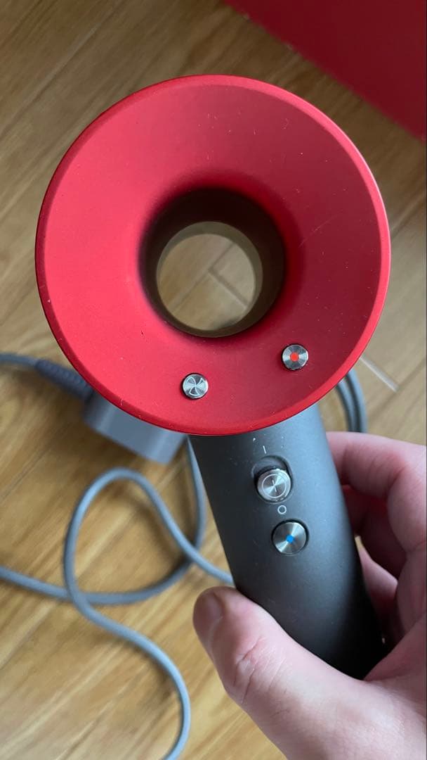 【動作確認済み】Dyson Supersonic ヘアドライヤー 限定色レッド