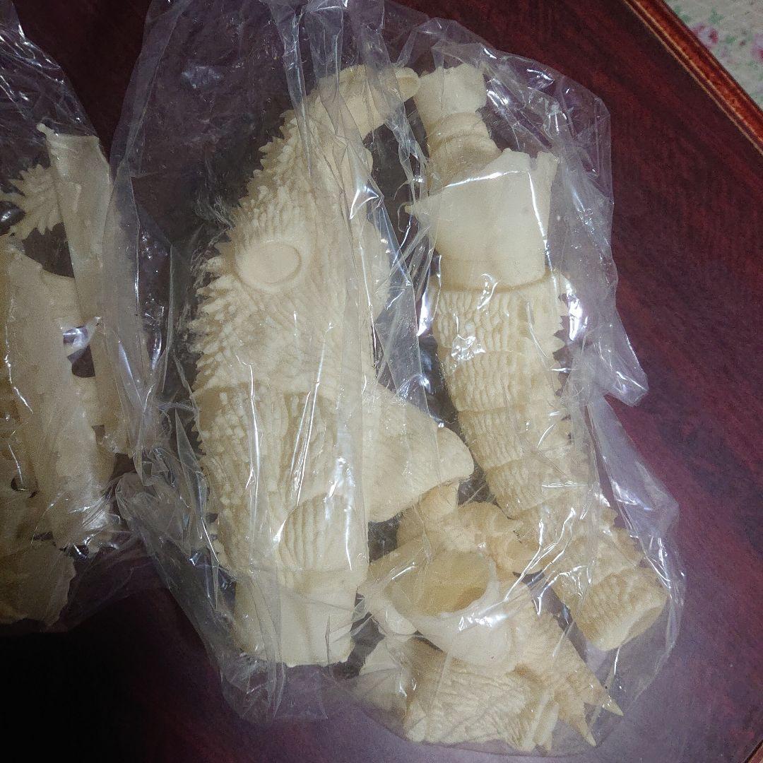 ゴジラ2000ミレニアム/ガレージキット/蓄光版