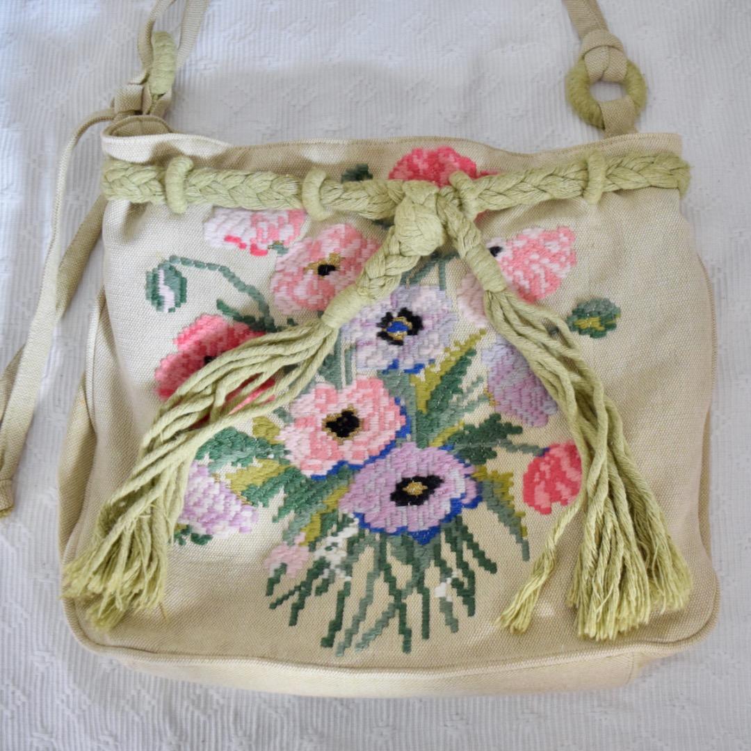 [2/15迄セール]ANTONELLO アントネッロ 手刺繍入 ショルダーバッグ