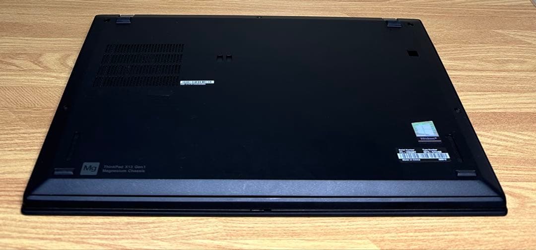 Windowsノート本体 Lenovo Thinkpad Corei7 gen10, Ram 32Gb