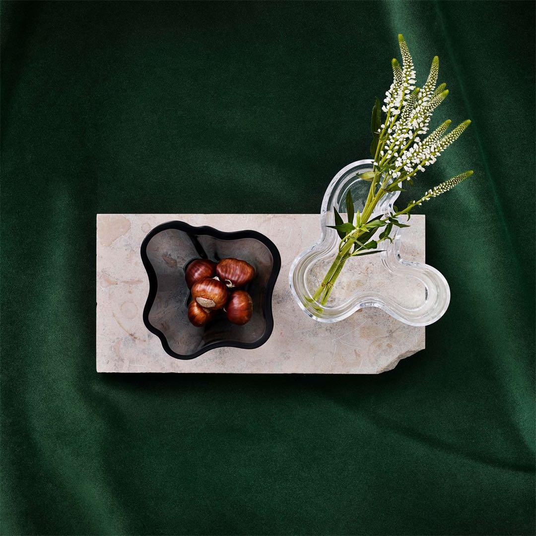 新品イッタラアルヴァアアルト ベース95mm花瓶フラワーベース箱付