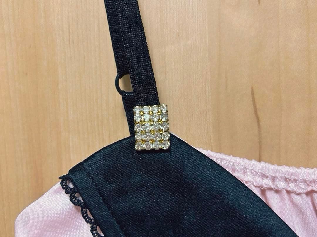 GOLDS♡タグ付き♡肩紐ビジュー♡パイピングラッフル裾♡総レースキャミトップス