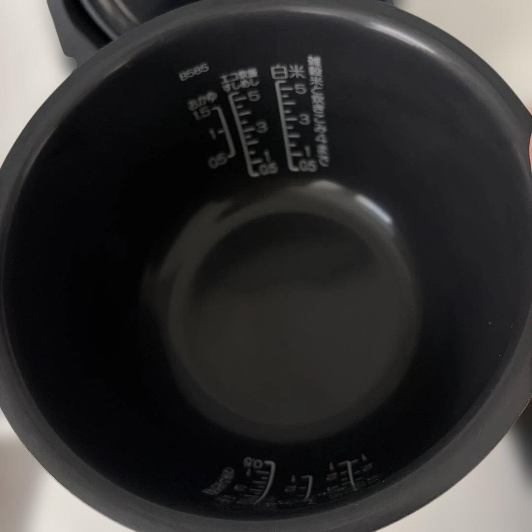 zojirushi 炊飯器 黒 NW-QA10象印　美品　格安