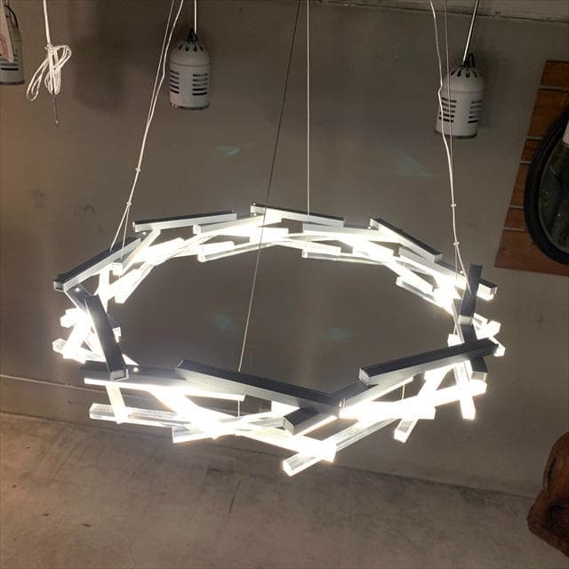 山田照明のローリアLEDペンダントライト①