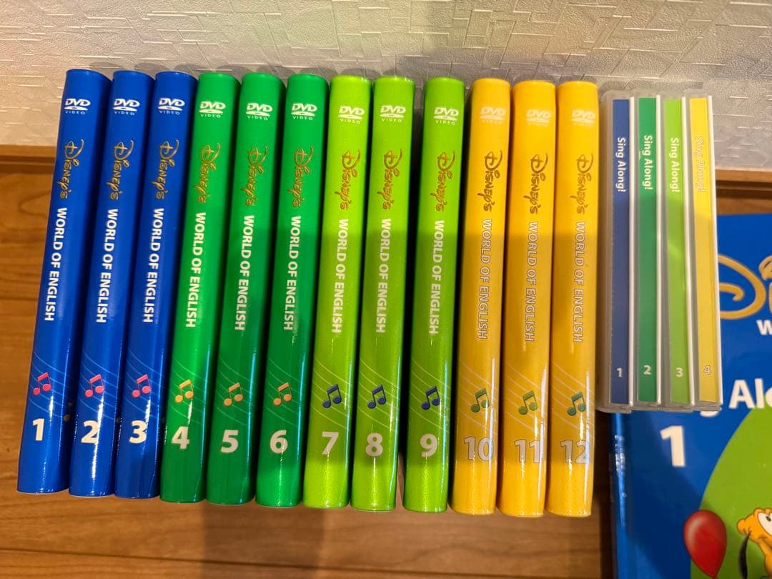 【美品】2017年版ディズニー英語DWE sing along