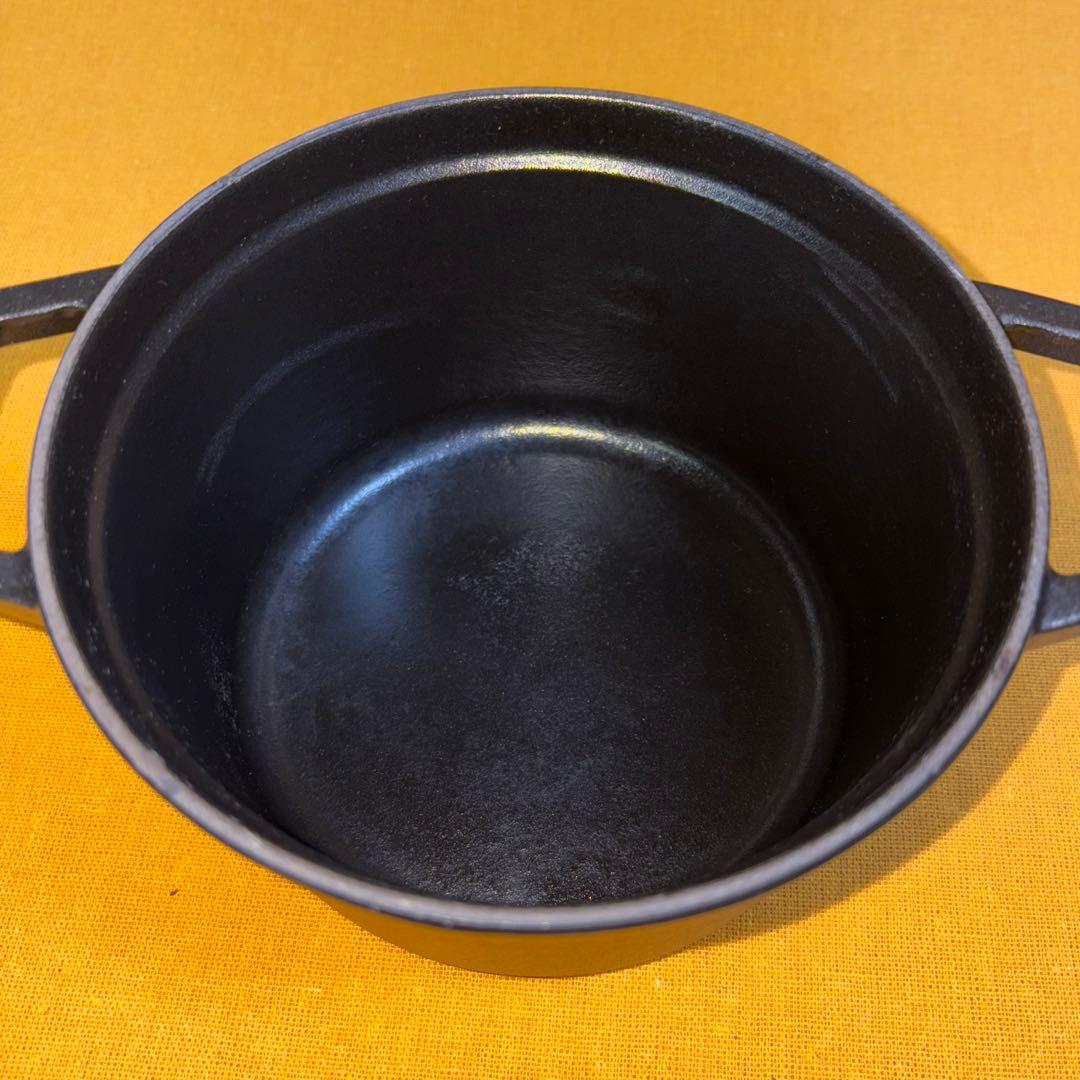 早い者勝ち‼️希少 超美品 ストウブ ココット16cm 旧型 深型 鉄鍋 ホーロー