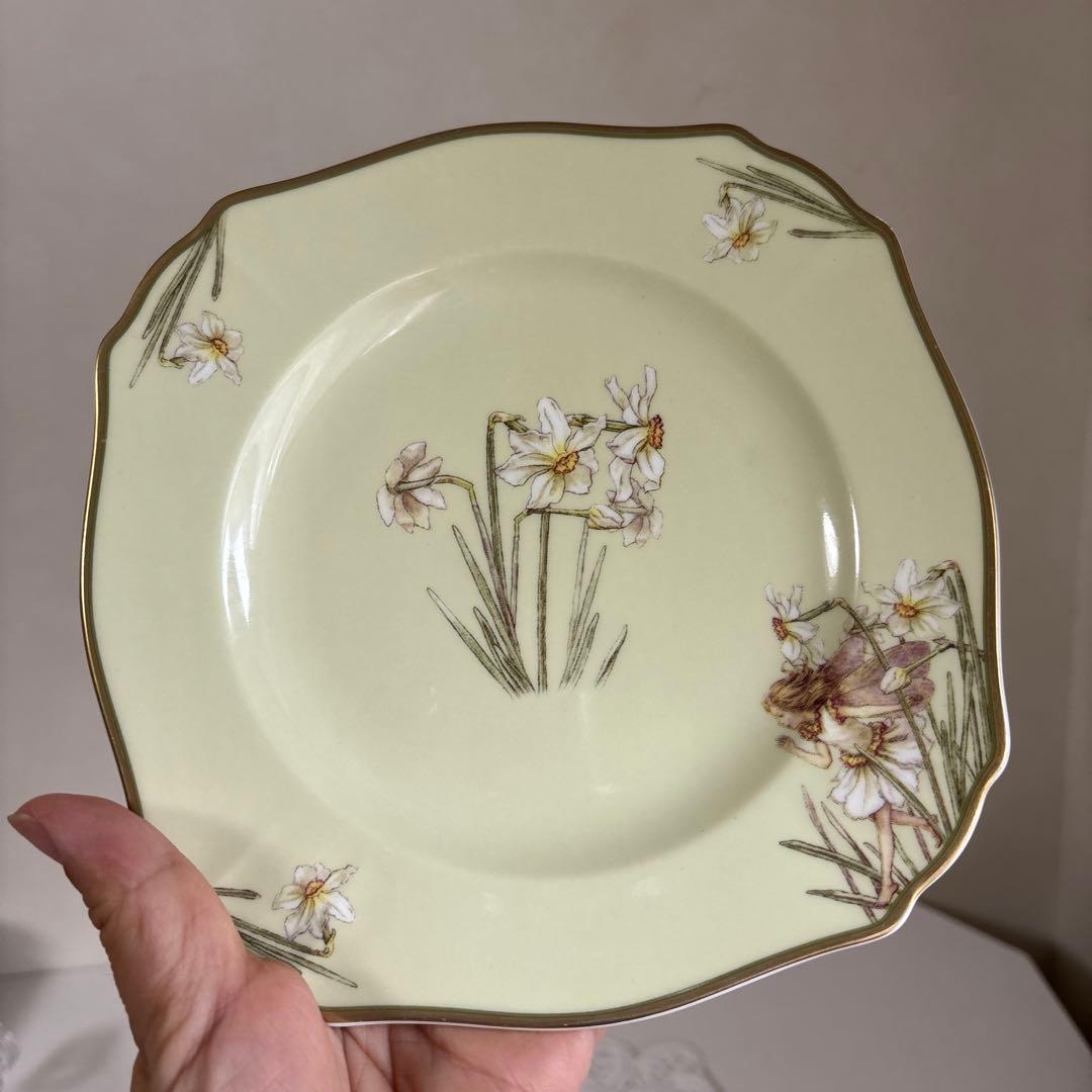 廃盤品★ナルミ　ボーンチャイナ　フラワーフェアリーズ　スクエア ケーキ皿　5枚