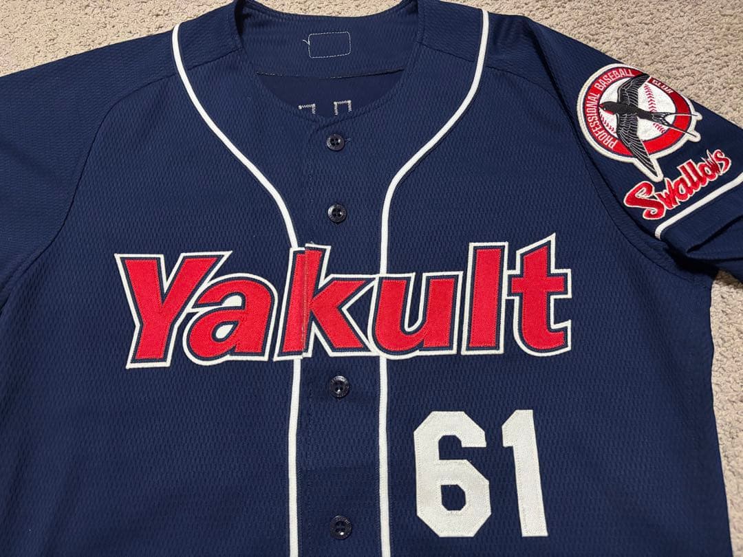 東京ヤクルトスワローズ　石井弘寿投手　デサント　プロコレ　ユニフォーム