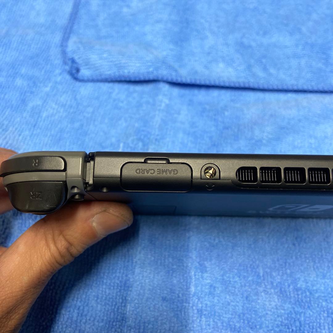 ニンテンドー　スイッチ 本体&コントローラー中古